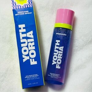 Youthforia Pregame Setting Spray SKIN MOISTURIZING
SERUM Spray 100ml/ 3.3oz NIB